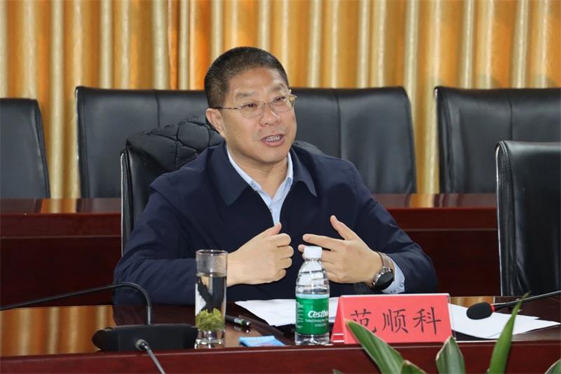 中国有色金属工业协会党委副书记范顺科一行莅临爱游戏铝业调研